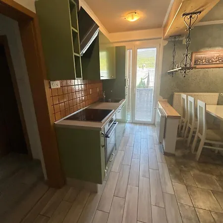 Appartement Ema *