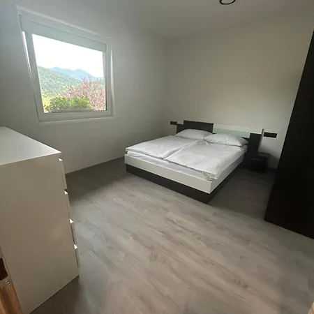 Apartment Ema *